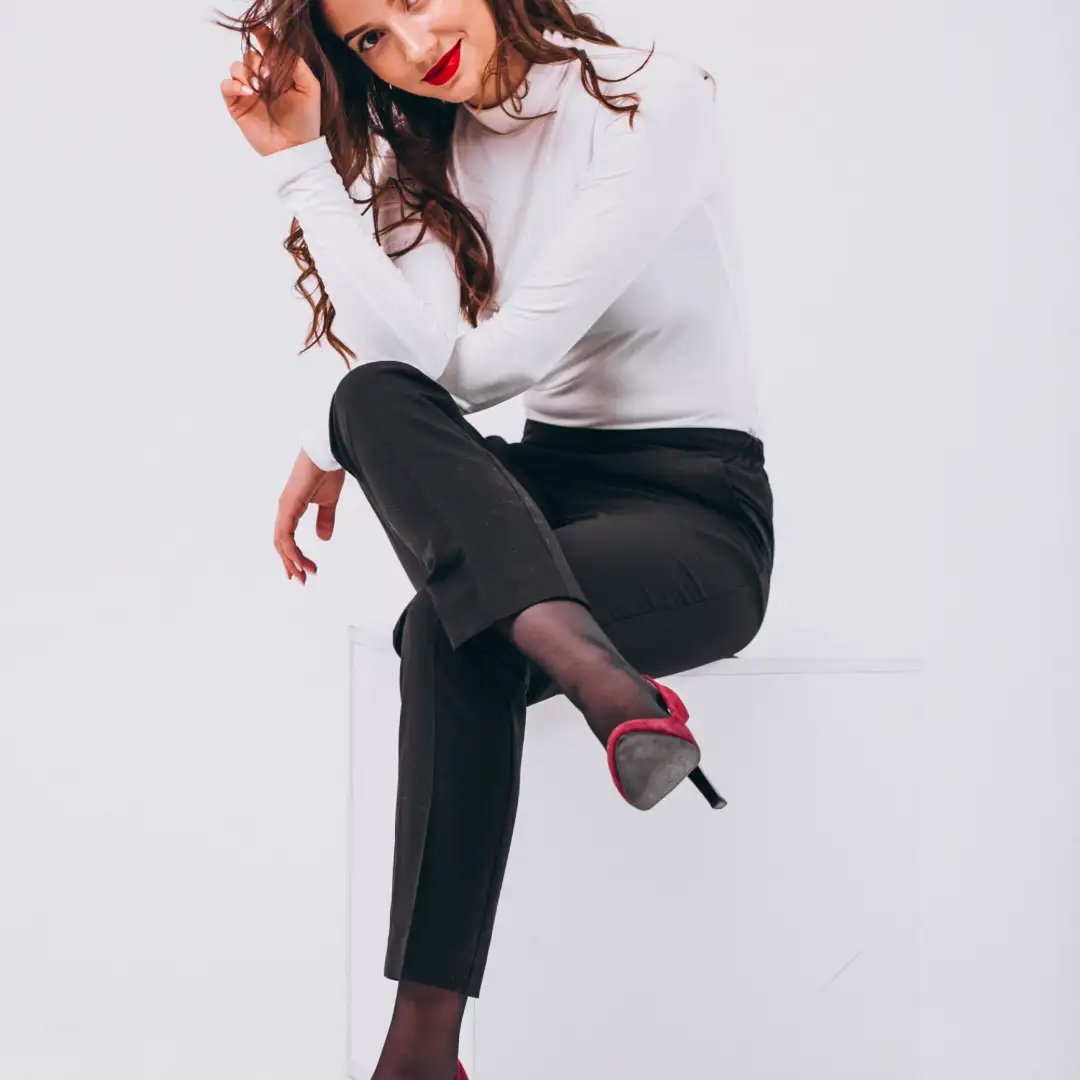 portrait-young-happy-woman-studio-1080